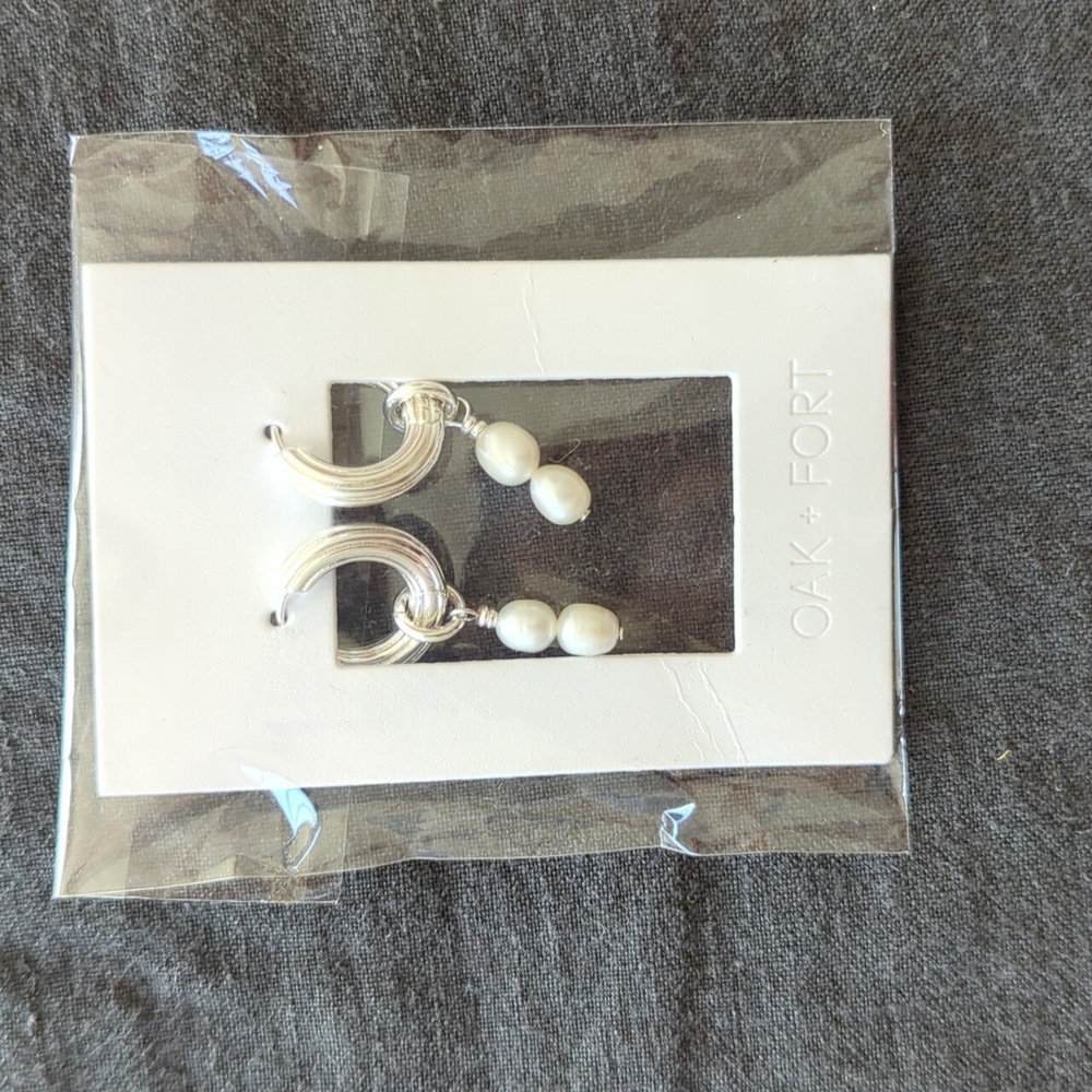 Women's Silver & Pearl Earrings